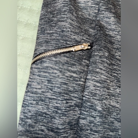 JOE B Heather Charcoal skinny stretchy pants w Zipper Pockets.  Size XL  EUC - Picture 10 of 10
